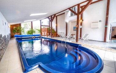 Zažite nekonečný relax v hotelovom wellness, bazén