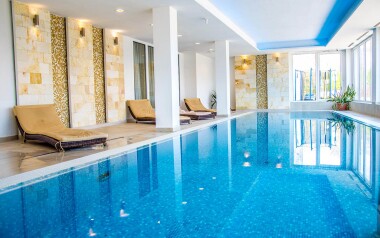 Bazén, wellness, Hotel Aurora ****, Miskolc