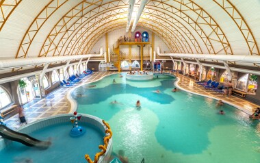 Thermal Corvinus, termální lázně Velký Meder