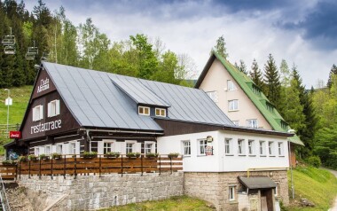 Ubytujte sa v horskej Chate Akuma, Rokytnice nad Jizerou