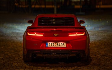 Parádna jazda v športovom vozidle Chevrolet Camaro SS