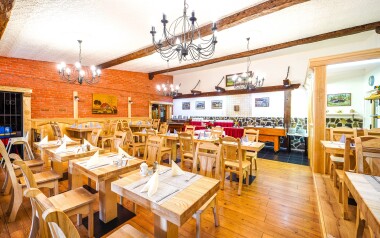 V hotelové restauraci se podává polopenze