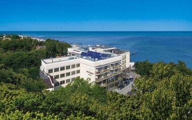 Baltské moře přímo u pláže v Hotelu Lambert Medical Spa **** s polopenzí, vodním a saunovým světem + herna