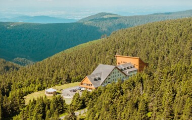 Budova, Hotel Petrovy Kameny, Loučná nad Desnou, Jeseníky
