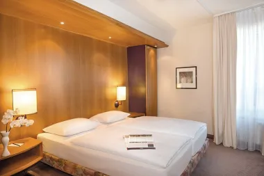 Izby, Victor's Residenz-Hotel Frankenthal ****, Nemecko