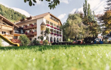 Severní Itálie: Údolí Tauferer Ahrntal v Parkhotelu Schachen *** s polopenzí + wellness, výbava na túry, slevy