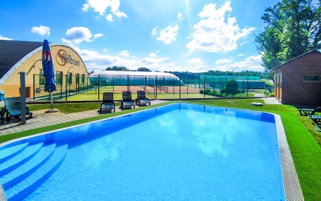 Venkovní bazén, S-centrum Benešov ***