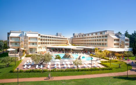 Hotel Aminess Maestral ****, Novigrad, Chorvatsko