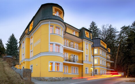 Lázeňský hotel Riviera Luhačovice ***