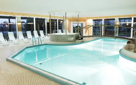 Vnútorný bazén, Hotel Wende Neusiedl ****, Neusiedl am See, Rakúsko