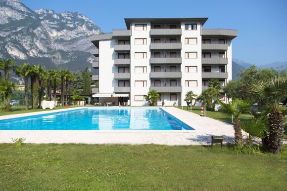 Medence, Residence Monica, Riva del Garda, Olaszország