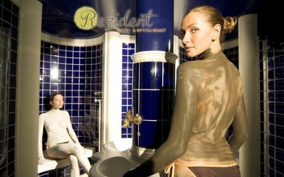 Čekají na vás lázně, bazény i wellness procedury