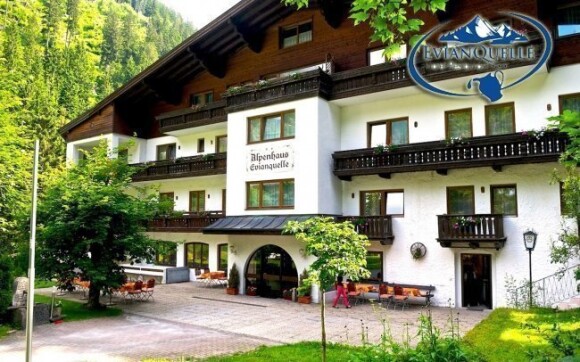 Hotel Evianquelle najdete ve Vysokých Taurách