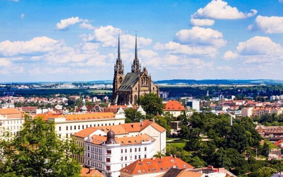 Vydejte se do nedalekého centra Brna, které je plné památek