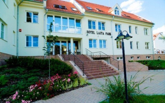 Hotel Lajta leží v klidné části města