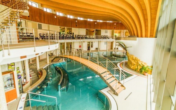 Zavítejte do termálního koupaliště v Podhájské