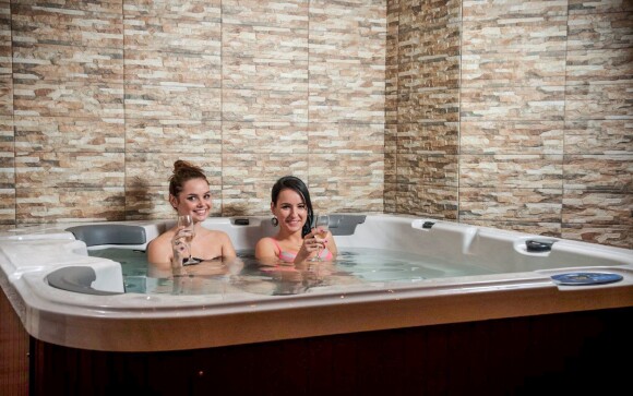 Wellness, vířivka, relax, Hotel Banderium