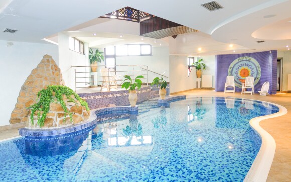 Užite si neobmedzený vstup do bazéna, Hotel Amália ***