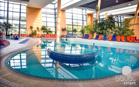 Termální lázně Aquasziget, Ostřihom