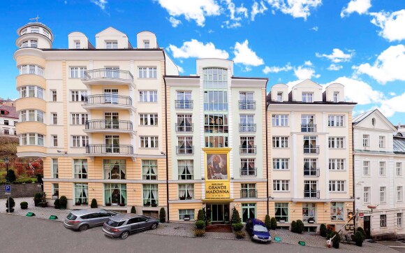 Spa & Wellness Hotel Karlsbad Grande Madonna ****