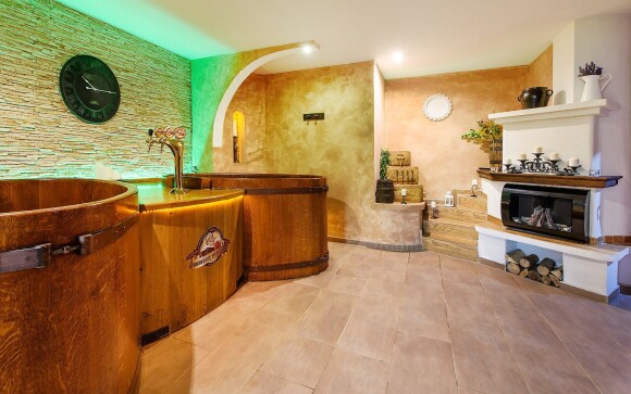 Pivní koupel ve wellness, Hotel Beskyd, Beskydy