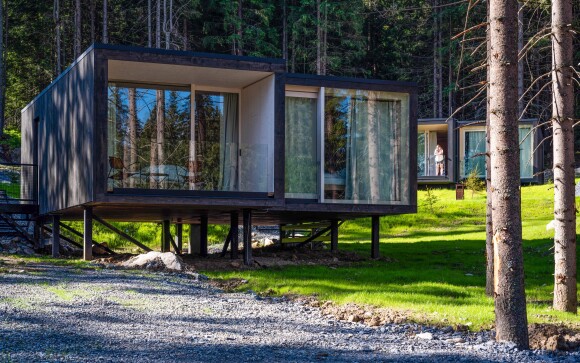 Tree Houses, Eko-šport Hotel Björnson ***