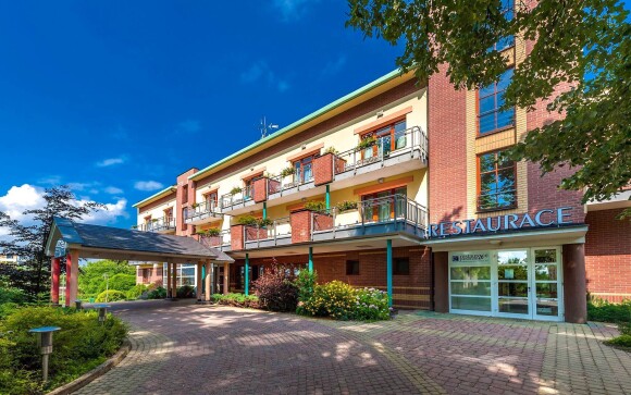 April Hotel Panorama **** v podhůří Orlických hor