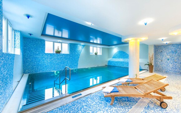 Bazén ve wellness, April Hotel Panorama ****