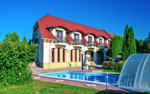 Bavorský Penzion Bajor má vlastní bazén, Bük, Maďarsko