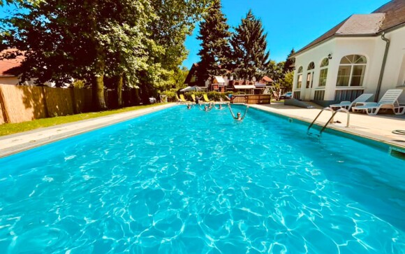 Bazén, Sommer Pension, Balatonföldvár, Maďarsko