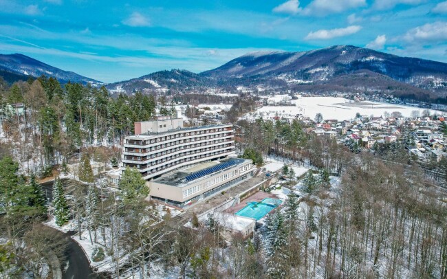 Beskydy blízko sjezdovek + wellness a masáž