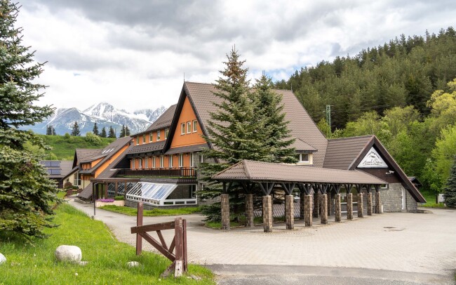 Vysoké Tatry s bazénem, vířivkou a saunami