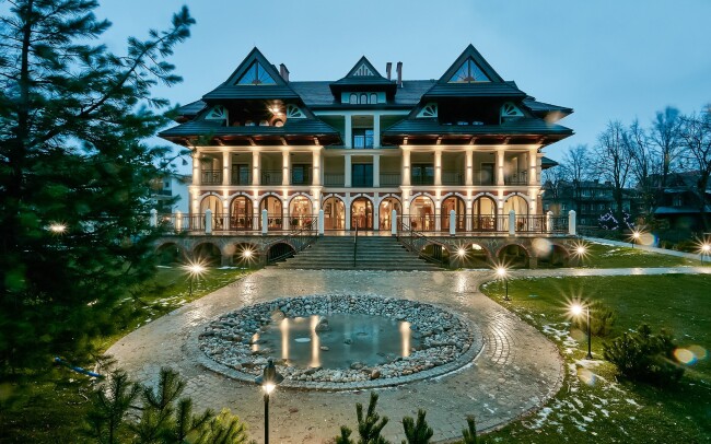 Polské Tatry blízko termálů: Zakopane v Hotelu Logos *** se snídaní/polopenzí a neomezeným wellness se saunami
