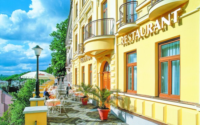 Centrum Karlových Varů s wellness + sleva