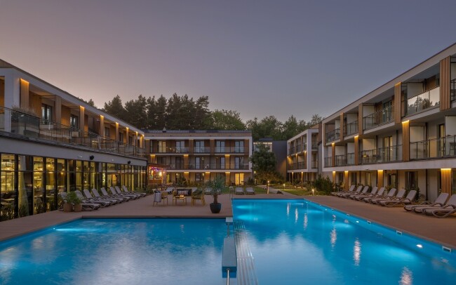 Baltské moře u pláže s wellness + hřiště