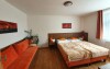 Izba, Hotel Kácov ***, Posázaví