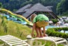 Dieťa na preliezke, NaturHotel Snovik ****, Laze v Tuhinju, Savinjské Alpy, Slovinsko