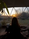 Kilátás a belső térből, Villa Wisdome, Farád, Magyarország