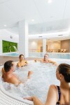 Pezsgőfürdő vendégekkel, Resort Reitenberger Spa Medical ****, Mariánske Lázne, Csehország