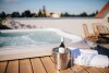 Zewnętrzne jacuzzi, Resort Lednice EisGrub ***, Lednice, Czechy