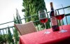 Dopřát si můžete třeba lahodné italské víno