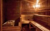 K dispozícii je fínska aj infra sauna a parná kabína