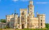 Hluboká nad Vltavou ukrývá nádherný zámek