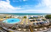 Výhľad na bazén a more, Hotel David ***, Taliansko