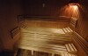 Wellness centrum nabízí vířivku a parní i finskou saunu