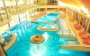 Užijte si neomezený vstup do wellness s 11 bazény