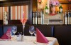 Restaurace a interiéry jsou laděny do teplých zemitých barev