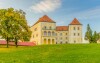 Ubytujte sa neďaleko krásneho zámku Letovice, Hotel Dermot