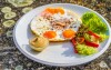 Hotelová restaurace nabízí česká i mezinárodní jídla
