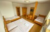 A szobák praktikusan és kényelmesen berendezettek